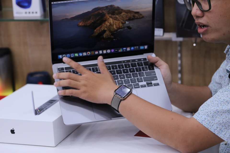 Macbook Pro 2020 đầu tiên về Việt Nam, giá từ 41,9 triệu - 7 Macbook Pro 2020 đầu tiên về Việt Nam, giá từ 41,9 triệu - 7