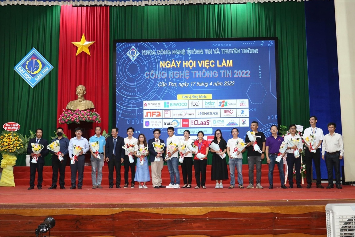 FundGo tài trợ học bổng, đẩy mạnh tìm kiếm các tài năng trẻ từ ghế nhà trường - 4 FundGo tài trợ học bổng, đẩy mạnh tìm kiếm các tài năng trẻ từ ghế nhà trường - 4