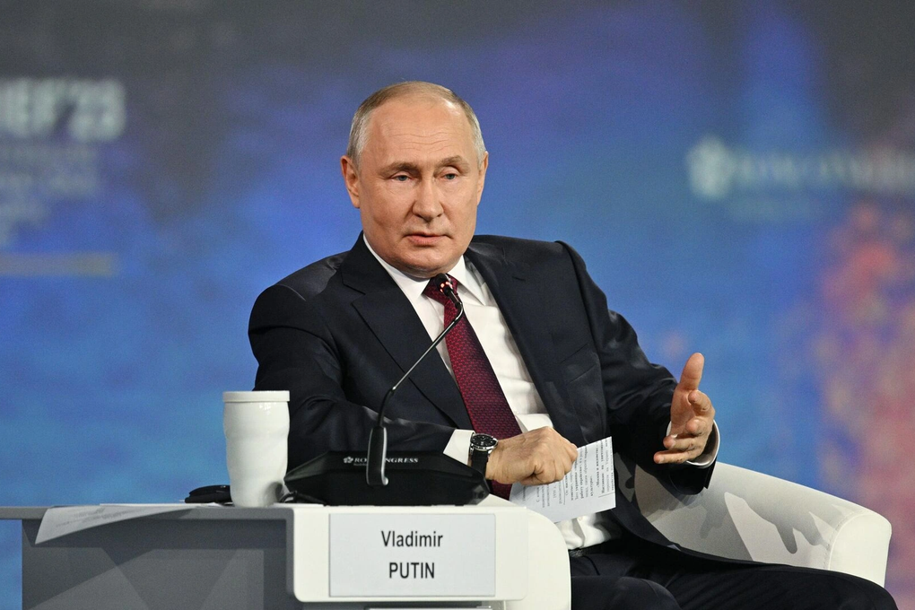 Ông Putin dọa tấn công nước cấp vũ khí tầm xa cho Ukraine đánh vào Nga - 1 Ông Putin dọa tấn công nước cấp vũ khí tầm xa cho Ukraine đánh vào Nga - 1