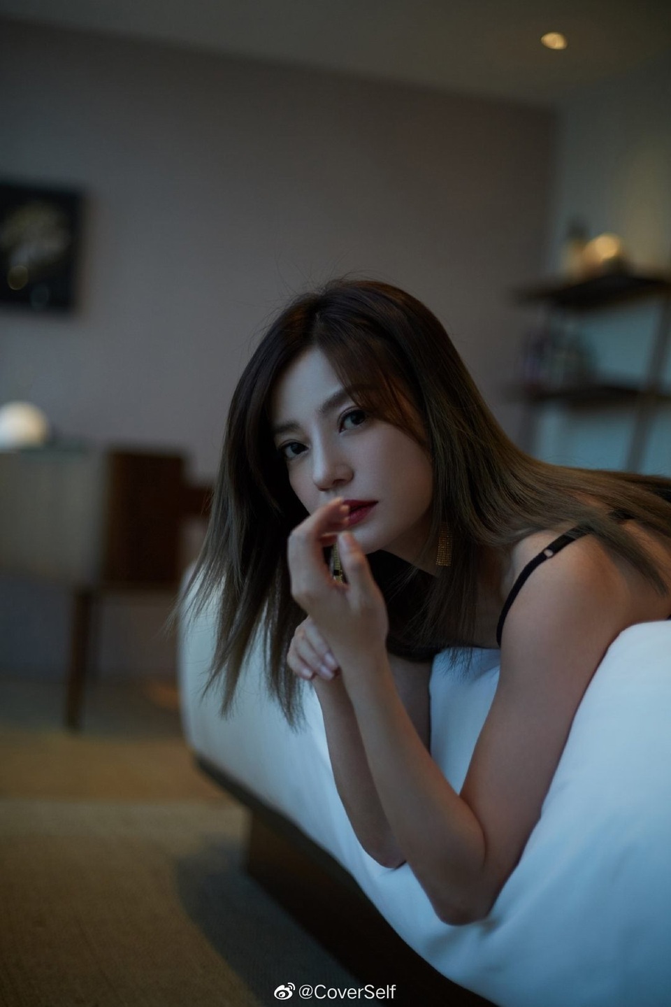 Nhan sắc của “én nhỏ” Triệu Vy có thật sự lung linh? - 9 Nhan sắc của “én nhỏ” Triệu Vy có thật sự lung linh? - 9