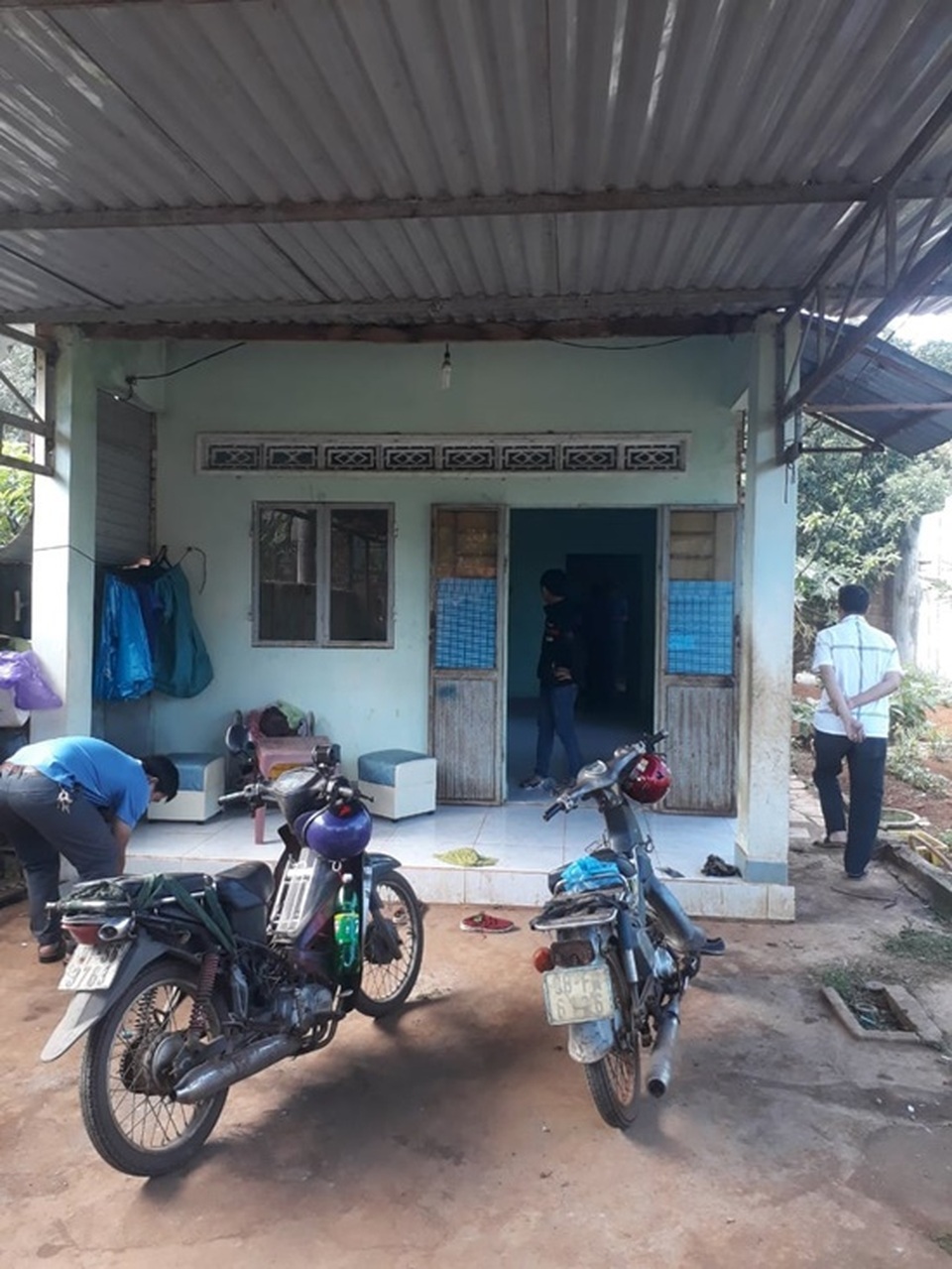 Mâu thuẫn gia đình, vợ dùng búa đánh chồng tử vong - 2