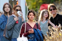 Suri Cruise xuống phố với mẹ, dừng nhận tiền trợ cấp từ tài tử Tom Cruise