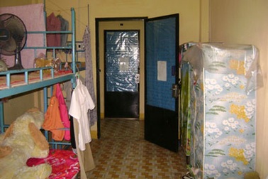 Nhà lưu trú cho công nhân: Không người ở cũng phải xây! 