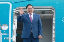 Thủ tướng lên đường dự Hội nghị WEF 16 Thiên Tân và làm việc tại Trung Quốc