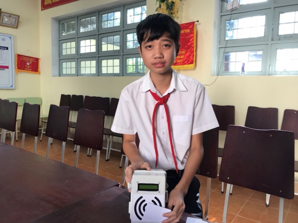 Thiết bị kiểm soát người trên ô tô của cậu học trò lớp 9 - 1 Thiết bị kiểm soát người trên ô tô của cậu học trò lớp 9 - 1