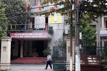 Vụ chủ tịch phường cho vợ vay vốn thoát nghèo: Cách chức Phó Bí thư Đảng ủy, Chủ tịch phường