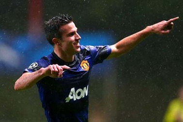 Ferguson đứng ra “che chắn” Van Persie trước sự chỉ trích