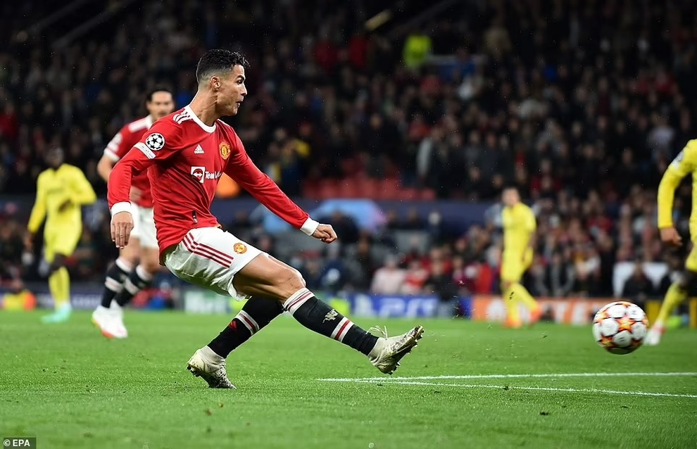 C.Ronaldo càng tỏa sáng cứu Solskjaer, Man Utd càng khó vô địch - 1 C.Ronaldo càng tỏa sáng cứu Solskjaer, Man Utd càng khó vô địch - 1