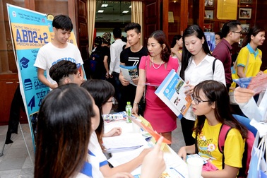 Hôm nay 1/8, các trường đại học bắt đầu nhận hồ sơ đăng ký xét tuyển