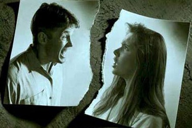 Kinh hãi những vụ ly hôn kiệt nghĩa cạn tình