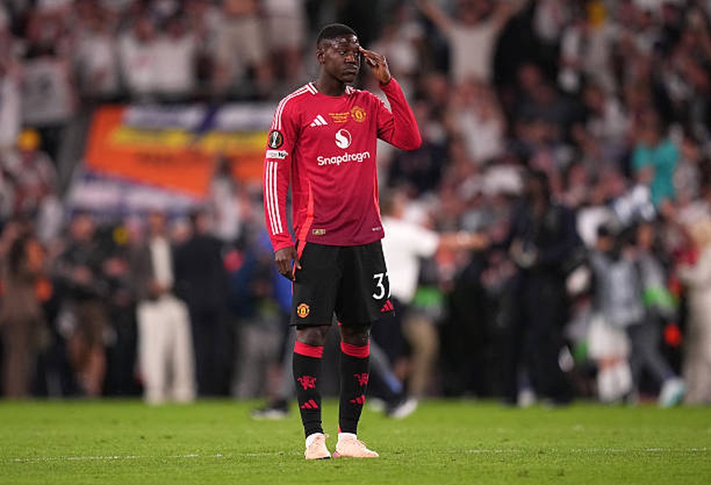 HLV Amorim mắc sai lầm chết người, Man Utd mất chức vô địch - 3 HLV Amorim mắc sai lầm chết người, Man Utd mất chức vô địch - 3