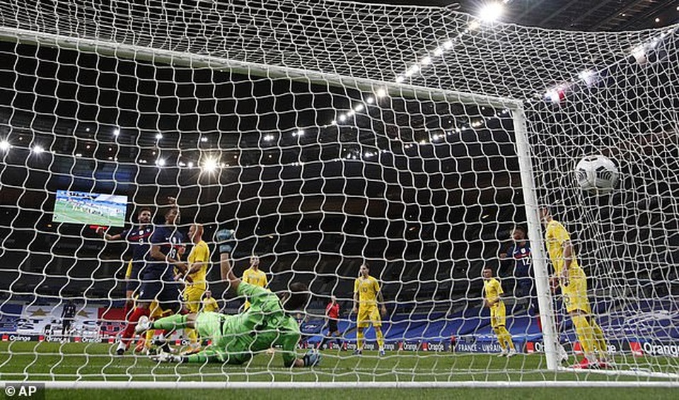C.Ronaldo nhạt nhòa, Tây Ban Nha bất phân thắng bại với Bồ Đào Nha - 26 C.Ronaldo nhạt nhòa, Tây Ban Nha bất phân thắng bại với Bồ Đào Nha - 26