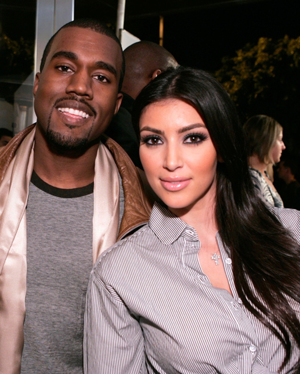 Những cột mốc đáng nhớ trong mối quan hệ của Kim Kardashian - Kanye West - 1 Những cột mốc đáng nhớ trong mối quan hệ của Kim Kardashian - Kanye West - 1