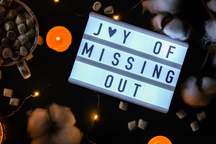 Giải mã thuật ngữ JOMO: Tận hưởng niềm vui của sự bỏ lỡ