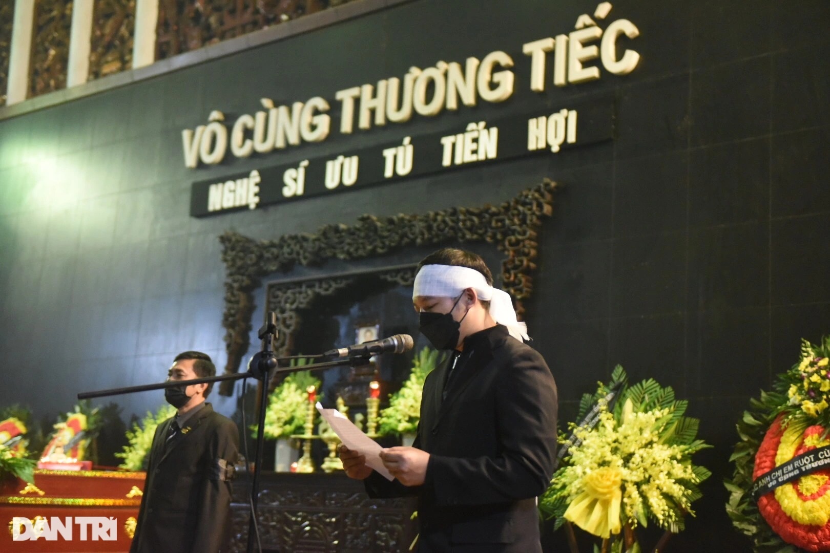 NSND Thu Hà, Trung Hiếu cùng dàn nghệ sĩ đưa tiễn NSƯT Tiến Hợi - 15