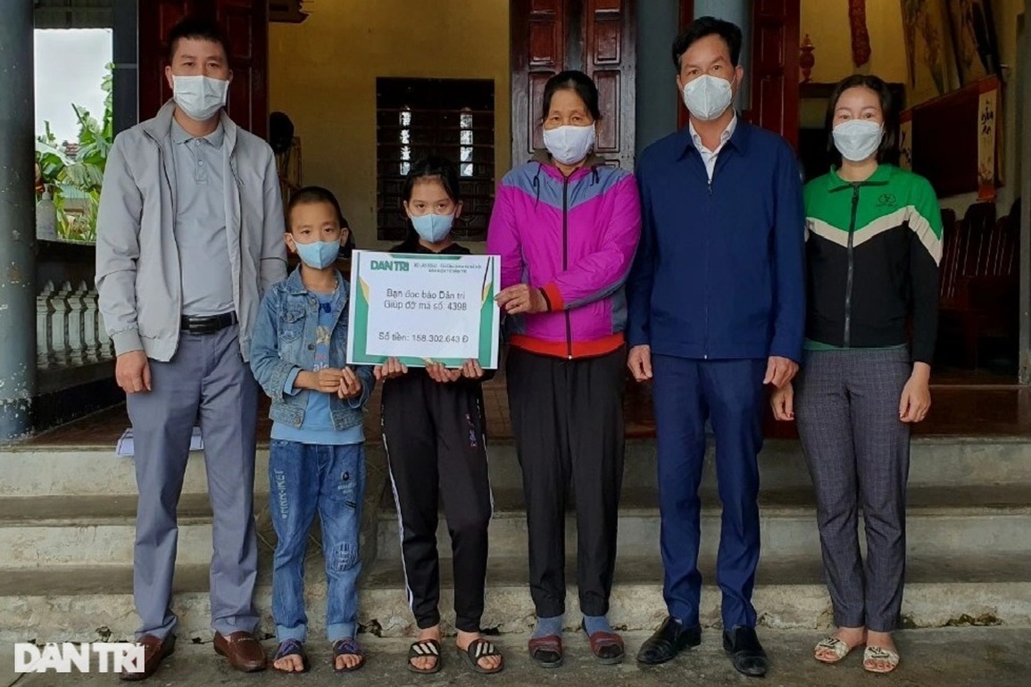 Hơn 163 triệu đồng đến với 2 đứa trẻ mồ côi cha, nguy cơ phải bỏ học - 1 Hơn 163 triệu đồng đến với 2 đứa trẻ mồ côi cha, nguy cơ phải bỏ học - 1