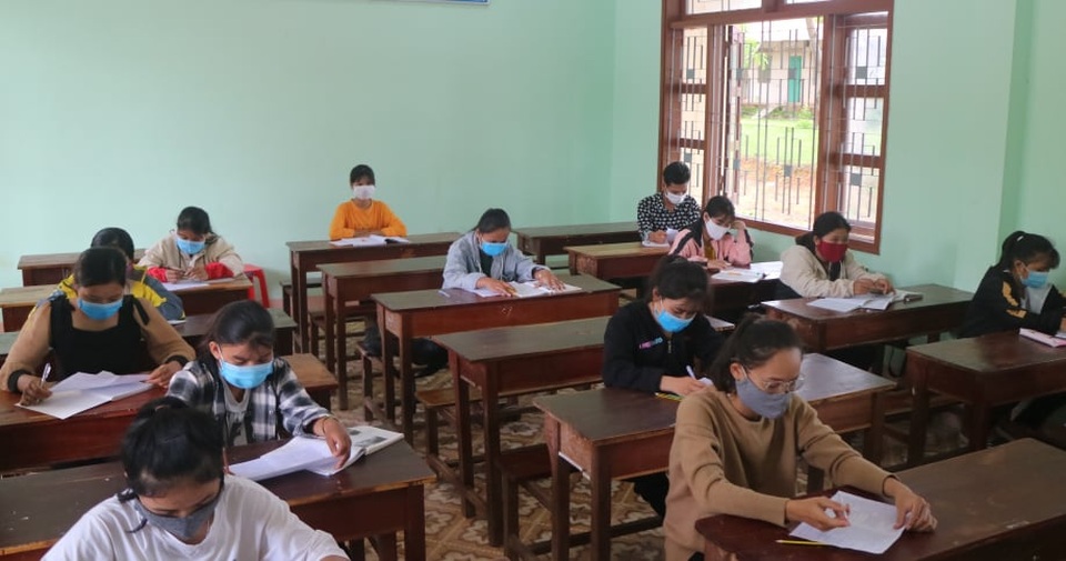 Khử trùng điểm thi tốt nghiệp THPT, thực hiện tốt việc giãn cách thí sinh - 2