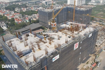 Ngân hàng Nhà nước đang "buộc đá vào chân" doanh nghiệp bất động sản?