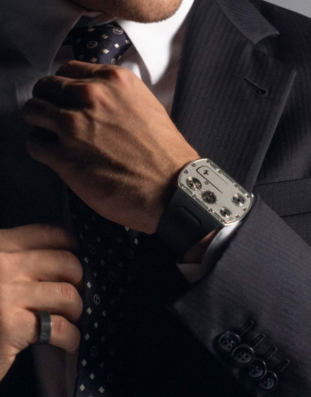 Ferrari và Richard Mille ra mắt mẫu đồng hồ cơ mỏng nhất thế giới - 18 Ferrari và Richard Mille ra mắt mẫu đồng hồ cơ mỏng nhất thế giới - 18