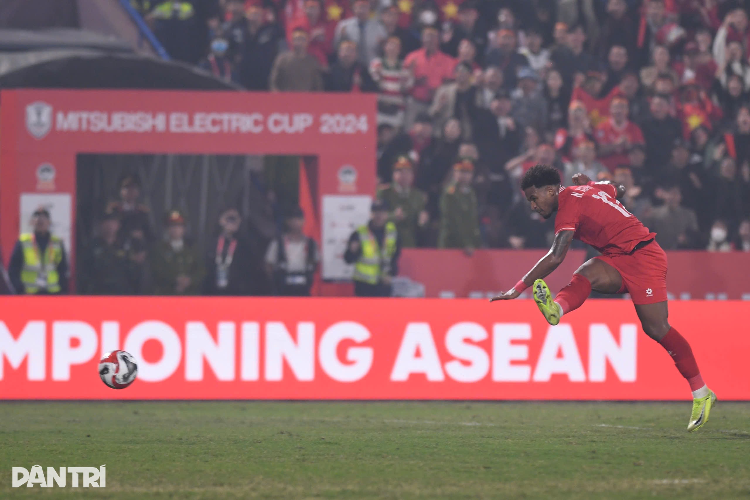 玄孫 1.jpg Xuan Son 1.jpg