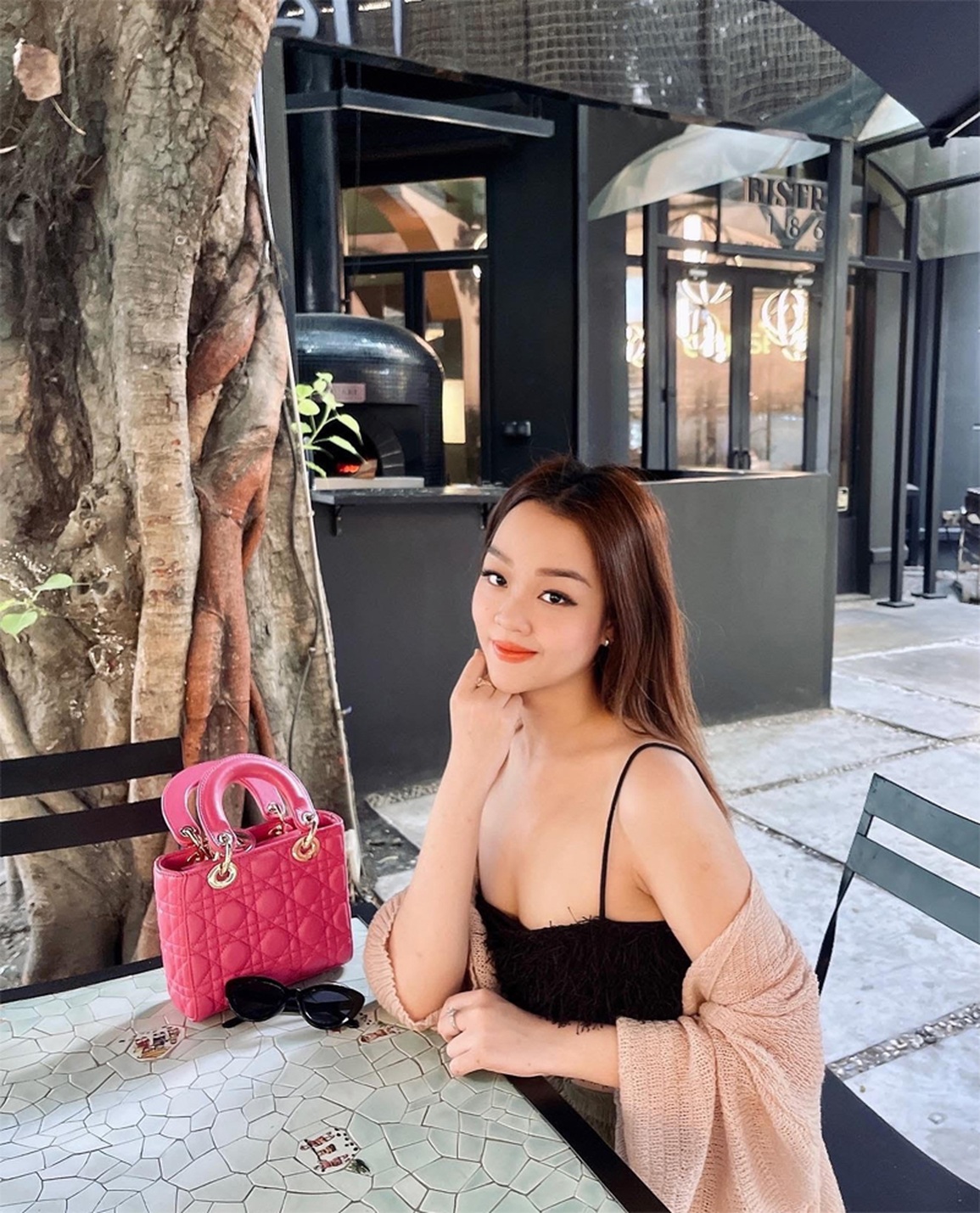 Á hậu Vân Anh muốn dành tâm sức cho hoạt động cộng đồng ý nghĩa - 2 Á hậu Vân Anh muốn dành tâm sức cho hoạt động cộng đồng ý nghĩa - 2