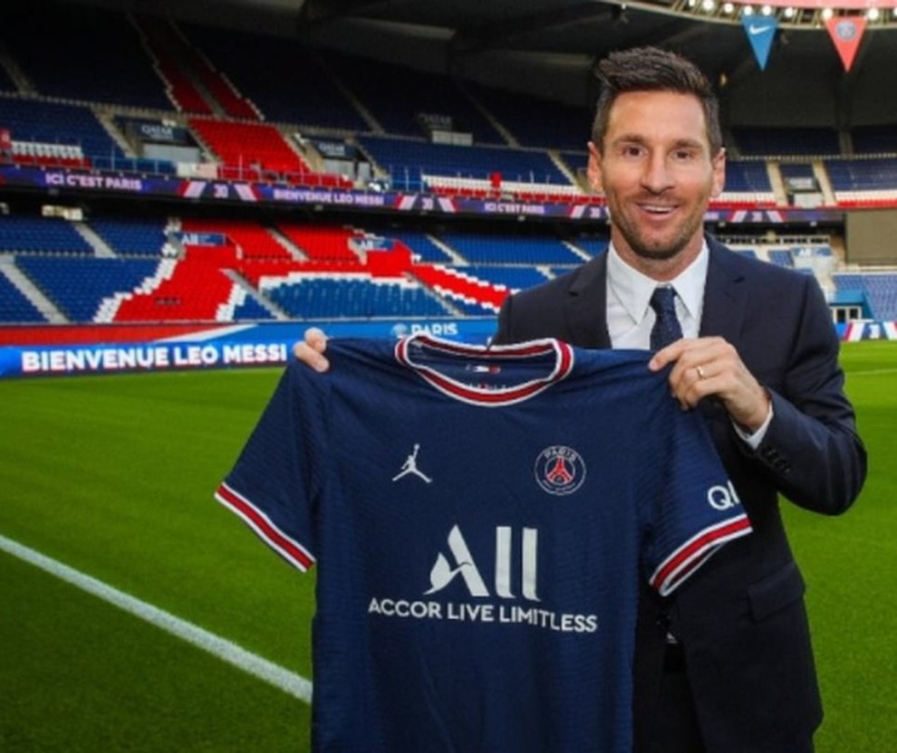 Tiết lộ điều khoản vô cùng đặc biệt trong hợp đồng của Messi - 1 Tiết lộ điều khoản vô cùng đặc biệt trong hợp đồng của Messi - 1