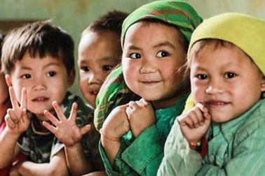 Đắm say nụ cười trẻ thơ miền sơn cước