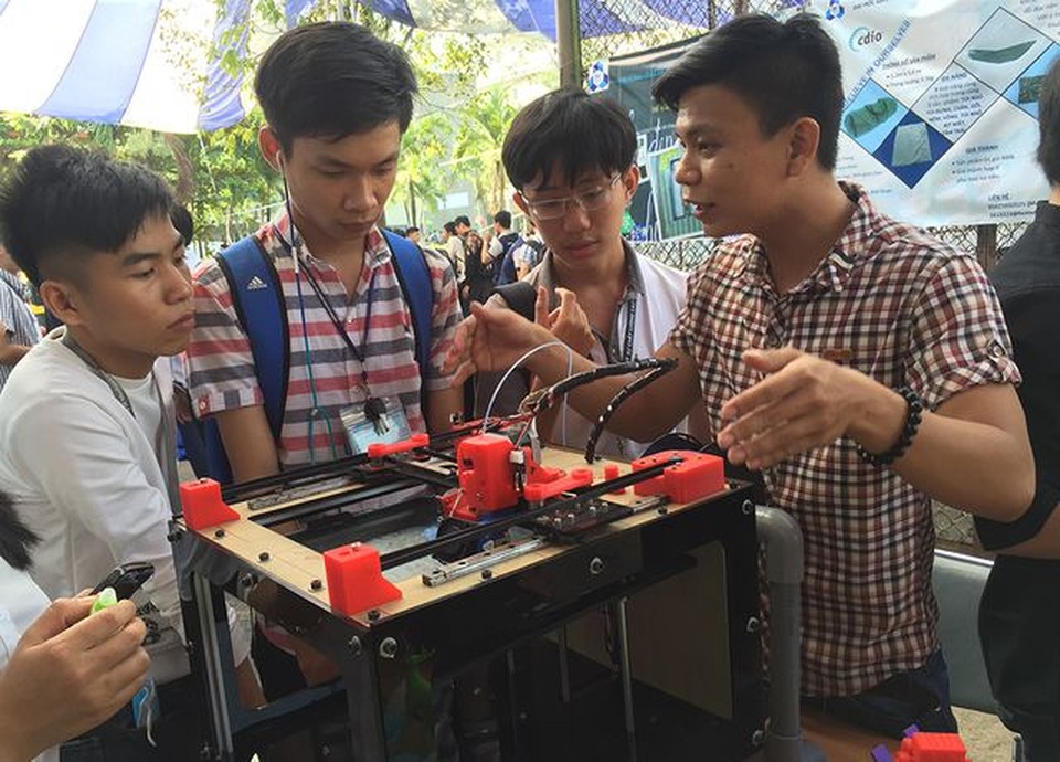 Một trường ĐH mua bảo hiểm tai nạn cho tất cả sinh viên - 1 Một trường ĐH mua bảo hiểm tai nạn cho tất cả sinh viên - 1