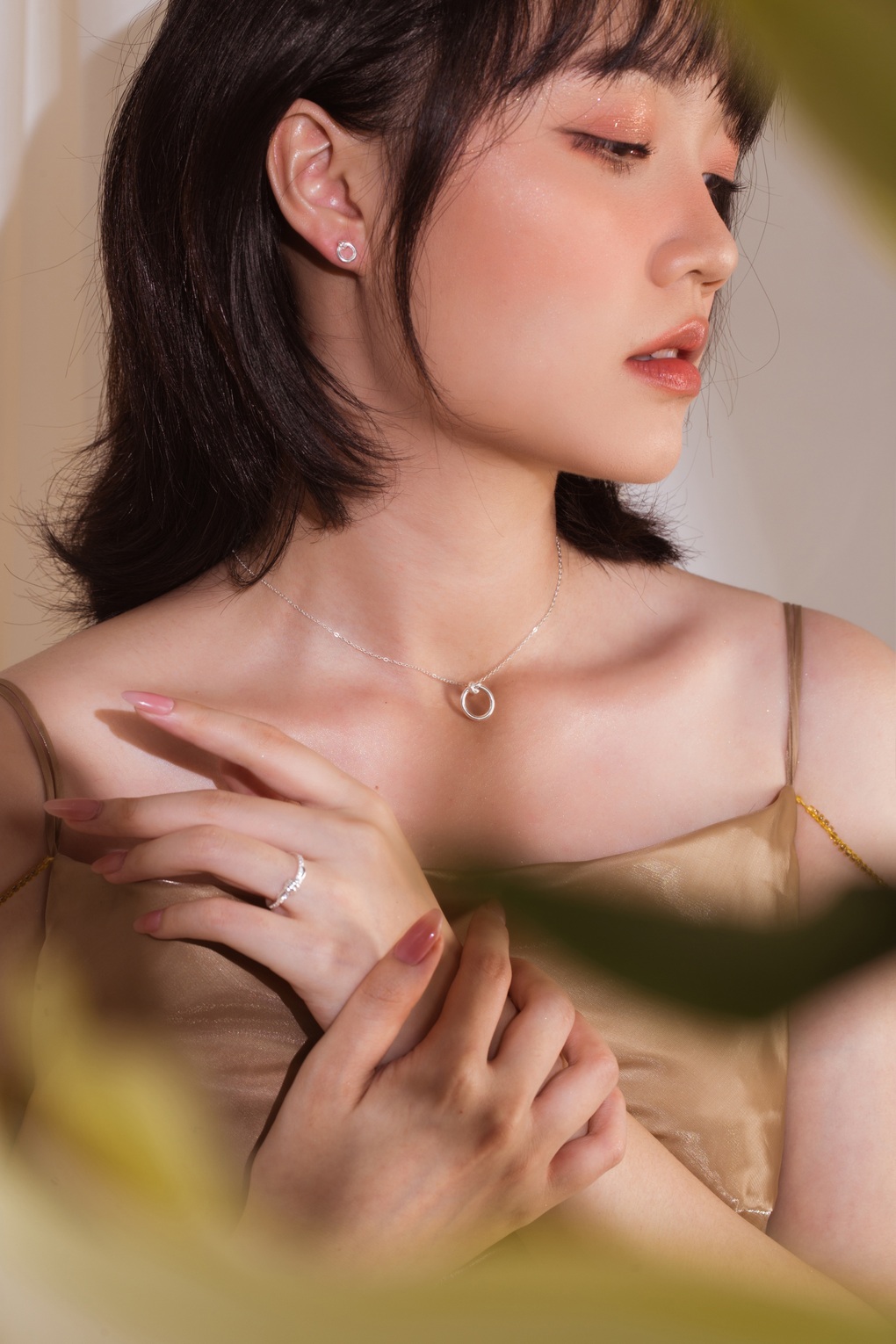 Người mẫu bàn tay, không cần lộ mặt vẫn có thể kiếm tiền triệu mỗi giờ - 1 Người mẫu bàn tay, không cần lộ mặt vẫn có thể kiếm tiền triệu mỗi giờ - 1