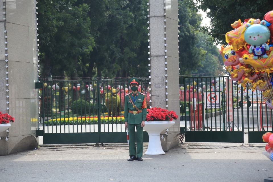 Trận địa pháo hoa tại điểm bắn duy nhất ở Hà Nội - 5 Trận địa pháo hoa tại điểm bắn duy nhất ở Hà Nội - 5
