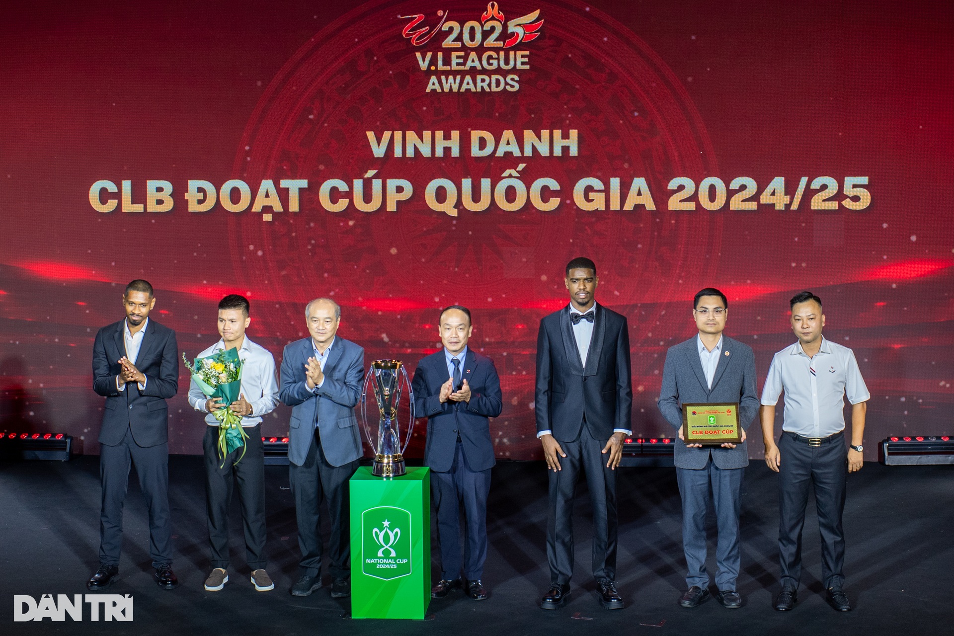 V-League 2024–2025: Mùa giải tôn vinh nỗ lực và đẳng cấp - 4