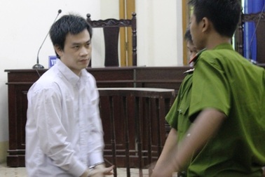 Cố sát nhà báo, giám đốc một doanh nghiệp lĩnh 5 năm tù