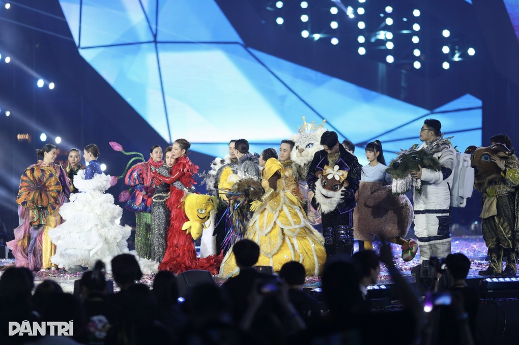 O Sen - Ngọc Mai đăng quang Ca sĩ mặt nạ, khóc nức nở khi tháo lớp hóa trang - 8 O Sen - Ngọc Mai đăng quang Ca sĩ mặt nạ, khóc nức nở khi tháo lớp hóa trang - 8