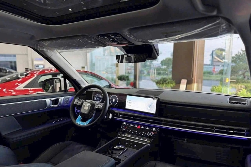 Santa Fe được giảm giá tới 200 triệu đồng, sức bán vẫn thua Toyota Fortuner - 2 Santa Fe được giảm giá tới 200 triệu đồng, sức bán vẫn thua Toyota Fortuner - 2