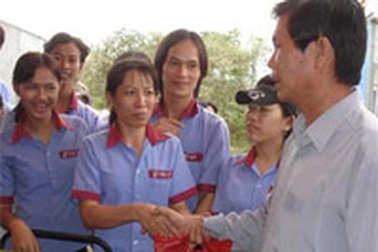 Bình Dương: 4.000 công nhân đình công