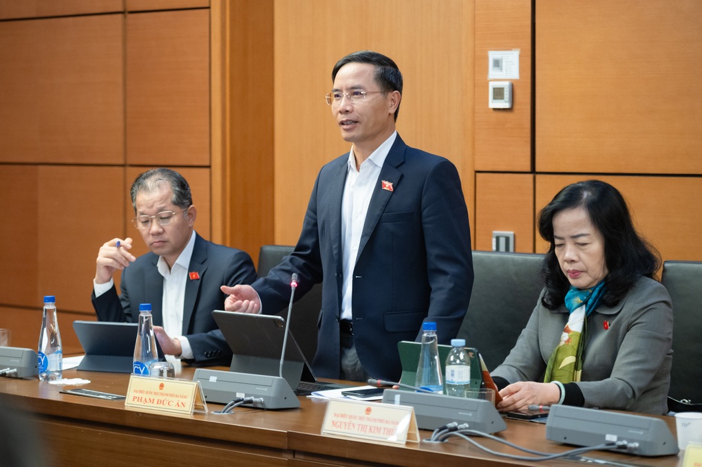 Chánh án: “Giá đất phải phù hợp với thị trường thì chỉ lên, không xuống” - 3