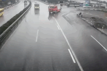 Đã có clip vụ xe khách đâm xe cứu hoả đi ngược chiều trên cao tốc Pháp Vân - Cầu Giẽ