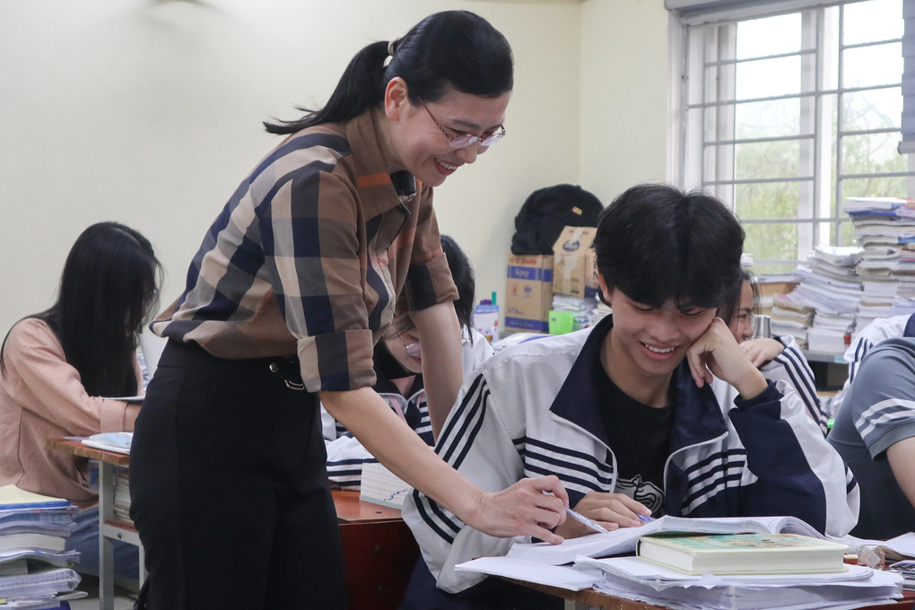 Nam sinh dân tộc Thái lọt top 1% thí sinh có điểm SAT cao nhất thế giới - 3 Nam sinh dân tộc Thái lọt top 1% thí sinh có điểm SAT cao nhất thế giới - 3