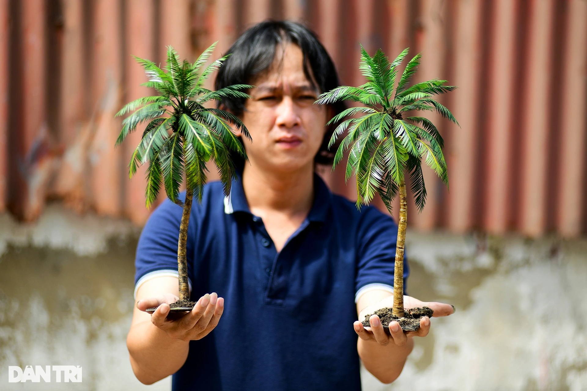 Chàng thợ hồ phù phép đồ vật bỏ đi thành vườn cây trái sum suê siêu nhỏ - 9 Chàng thợ hồ phù phép đồ vật bỏ đi thành vườn cây trái sum suê siêu nhỏ - 9