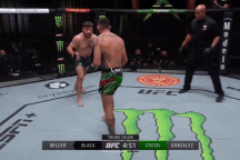 Chiêm ngưỡng pha knock-out ấn tượng của võ sĩ "già gân" Jim Miller