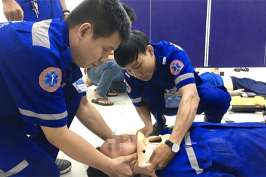 Trung tâm Cấp cứu 115 TPHCM khó tuyển đủ y bác sĩ do thu nhập quá thấp