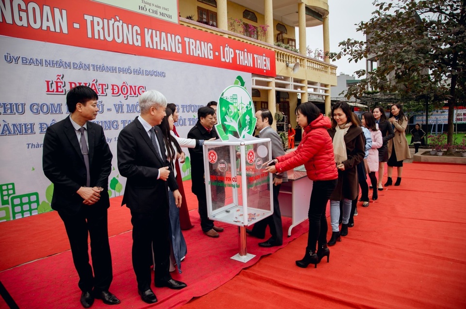 Thành phố Hải Dương: Lễ phát động phong trào Thu gom pin cũ, vì môi trường tương lai - 1 Thành phố Hải Dương: Lễ phát động phong trào Thu gom pin cũ, vì môi trường tương lai - 1