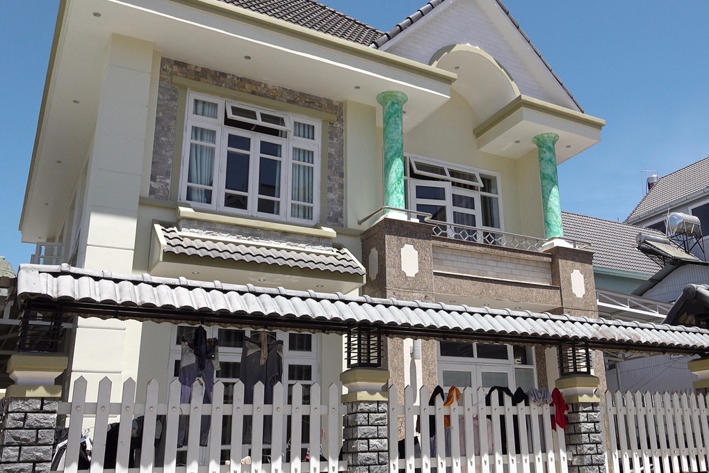 Đường dây rửa tiền 2.000 tỷ đồng: Địa phương tưởng công an bắt nhầm người - 2 Đường dây rửa tiền 2.000 tỷ đồng: Địa phương tưởng công an bắt nhầm người - 2