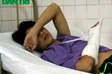 Xả dao chém người, cướp 50 triệu đồng trước chợ Bến Thành