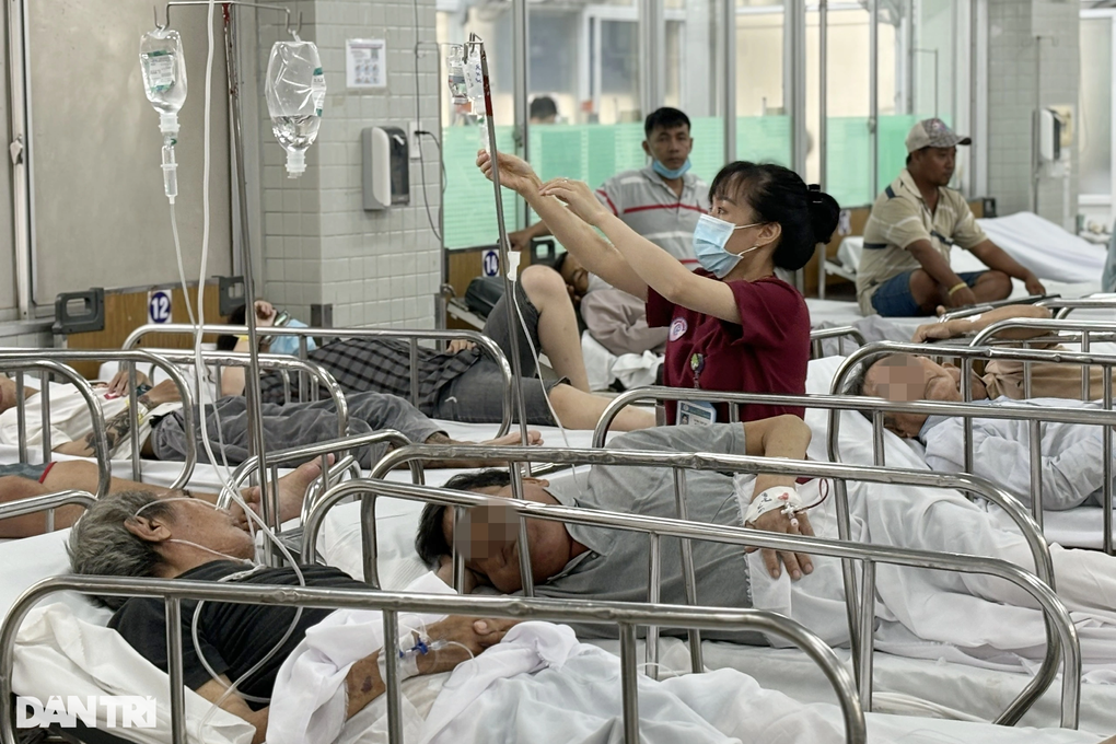 Bí thư Thành ủy TPHCM: Để bệnh nhân thiệt thòi là không thể chấp nhận - 2 Bí thư Thành ủy TPHCM: Để bệnh nhân thiệt thòi là không thể chấp nhận - 2
