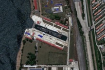 Chi tiết đặc biệt trong nỗ lực giải cứu tàu chiến bị nát đáy của Triều Tiên