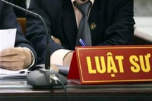 Có bắt buộc phải có luật sư khi ra Tòa không?