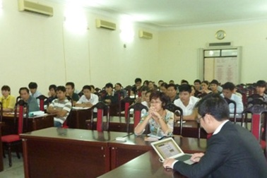 Học viện Tài chính xét tuyển bổ sung đại học Ngân hàng bảo hiểm