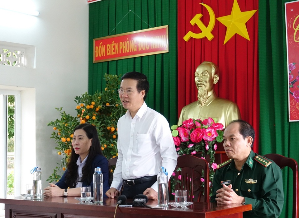 Trưởng Ban Tuyên giáo Trung ương Võ Văn Thưởng chúc tết Bộ đội Biên phòng - 2 Trưởng Ban Tuyên giáo Trung ương Võ Văn Thưởng chúc tết Bộ đội Biên phòng - 2