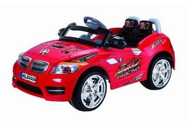 Hy hữu bé 1 tuổi điều khiển xe đồ chơi... tông chết anh trai 3 tuổi